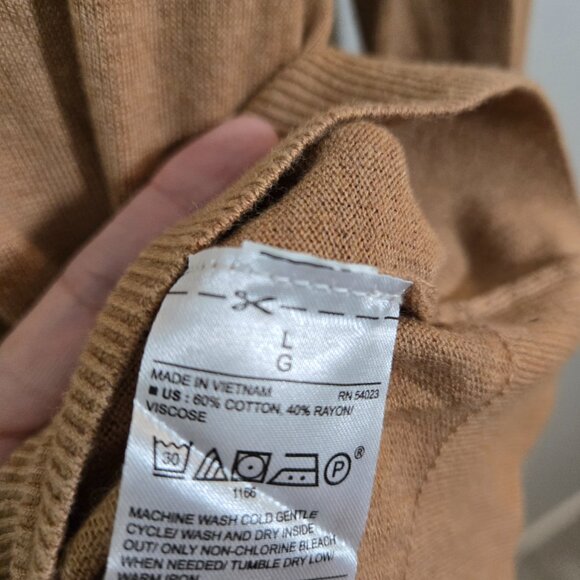Banana Republic tan sweater v-neck size L - Picture 3 of 4